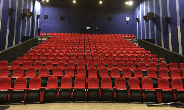 每張電影院椅有著每個故事！